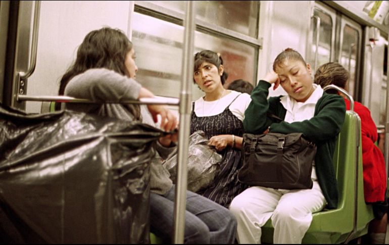 Ir tarde para el trabajo o a la escuela, la inapetencia y el deseo de bajar de peso, son las razones más comunes por las que algunas personas omiten el desayuno. NTX / ARCHIVO