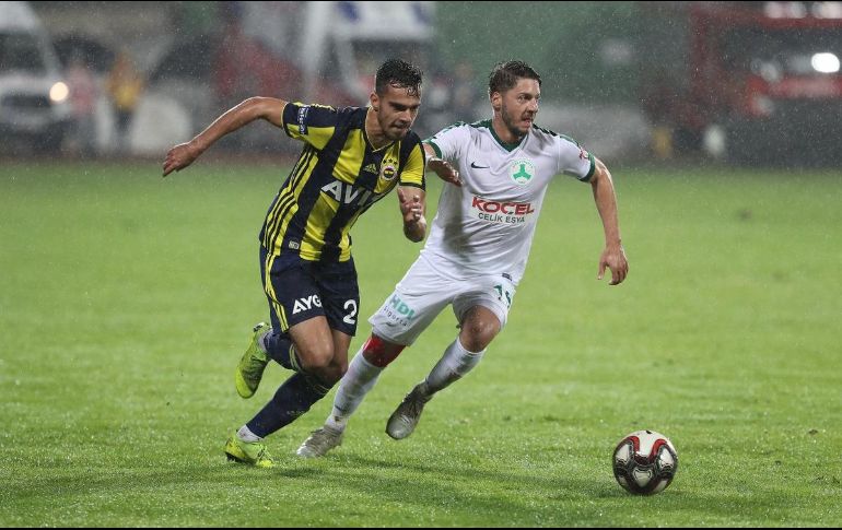 Reyes disputó los 90 minutos del encuentro. TWITTER/@Fenerbahce_EN