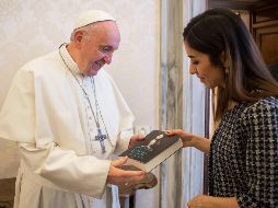 El encuentro duró aproximadamente media hora. AFP/VATICAN MEDIA
