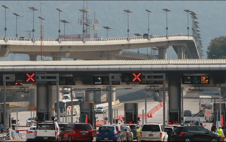 Capufe resalta que el lapso destinado para el cobro con tarjetas es hasta seis veces mayor que el realizado en efectivo. NTX / ARCHIVO