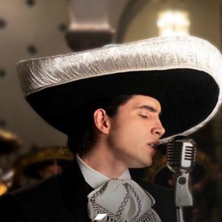 Alex Fernández ya eligió a los compositores para próximos discos