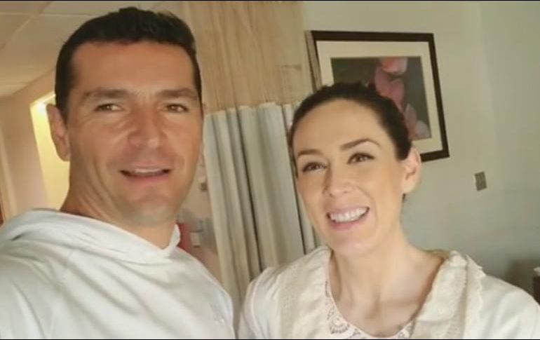 Fuentes y Bracamontes agradecieron las oraciones de sus seguidores. INSTAGRAM / mft07