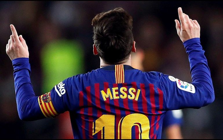 Messi es muy querido en Rosario, su ciudad natal, ubicada a 300 kilómetros de Buenos Aires, y en donde suele salir a bares o pasear por las calles sin que lo rodeen multitudes, ya que los rosarinos intentan no acosarlo. EFE / A. Estévez