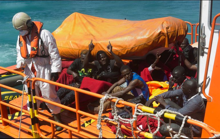 En semanas recientes ha aumentado la cantidad de migrantes que tratan de llegar en bote a Gran Bretaña. AP / ARCHIVO