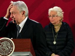 En su conferencia matutina, el Mandatario dijo: ''deseo de todo corazón que la noche de hoy haya una celebración fraterna y amorosa con familiares, seres querido, amigos, que sea una noche buena''. NTX / J. Lira