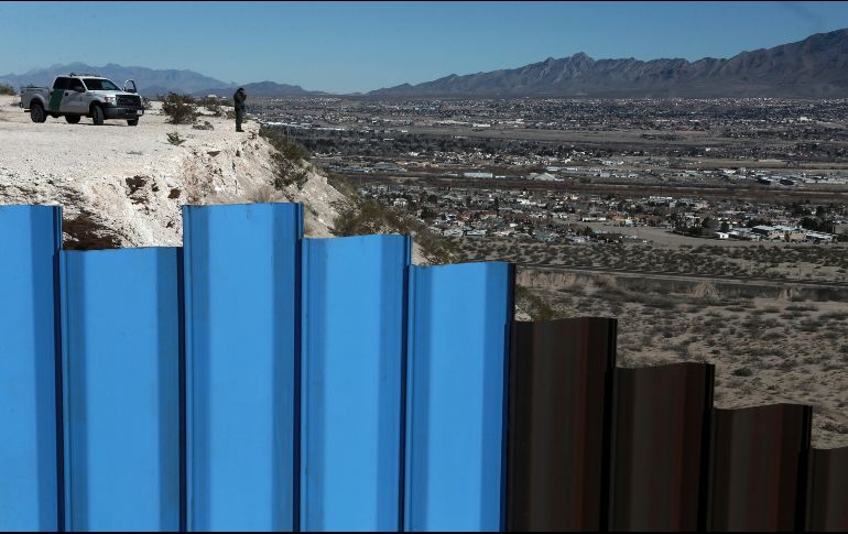 El menor y su padre fueron detenidos el 18 de diciembre al cruzar la frontera a Estados Unidos por la ciudad de El Paso, en Texas. AP/C. Torres