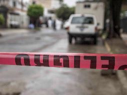 Tras la llegada de las unidades confirmaron el hallazgo de un hombre, ya sin vida, tirado boca abajo dentro del canal. EL INFORMADOR / ARCHIVO