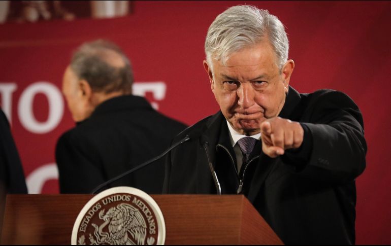 Ayer, el presidente también firmó la Ley de Ingresos, informó el senador Ricardo Monreal. SUN / J. Reyes