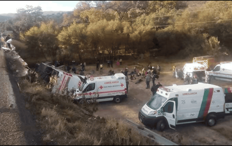 Cerca de las 07:14 horas se reportó el accidente en el puente de Fracción Sánchez, a la altura del municipio de Santa María del Río. TWITTER / @vigilantehuaste