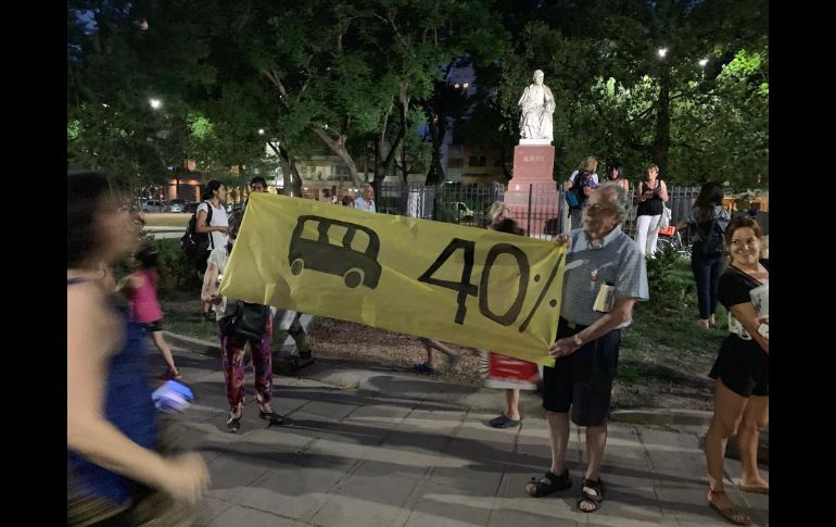 TWITTER / @CaruSomoza