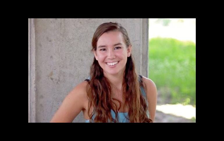 Laura Calderwood dijo que no soportaba escuchar el nombre de su hija proferido por la boca de Trump, porque eran contrarias a la postura de Mollie. FACEBOOK