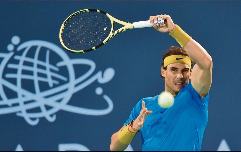 Rafael Nadal cayó ayer ante Kevin Anderson en tres sets, antes de abandonar el torneo de Abu Dhabi. AFP