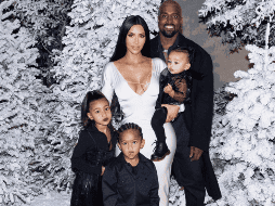 Kim Kardashian declaró que su pequeña hija decidió maquillarse por cuenta propia. INSTAGRAM