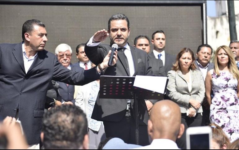 Esta es la primera ocasión en la historia política del estado de Morelos que un alcalde electo rinde protesta sin la presencia del Cabildo saliente. TWITTER / @AntonioLobito01