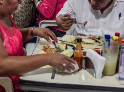 Recomiendan organizar el desayuno, la comida y la cena para disminuír el apetito y evitar comer 