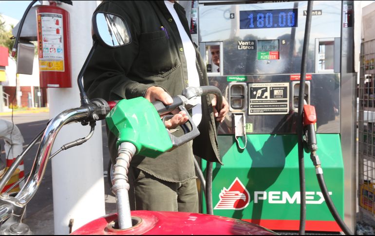 A partir de este martes se modificó el esquema de estímulos semanales al IEPS sobre gasolinas y diésel. EL INFORMDAOR / ARCHIVO