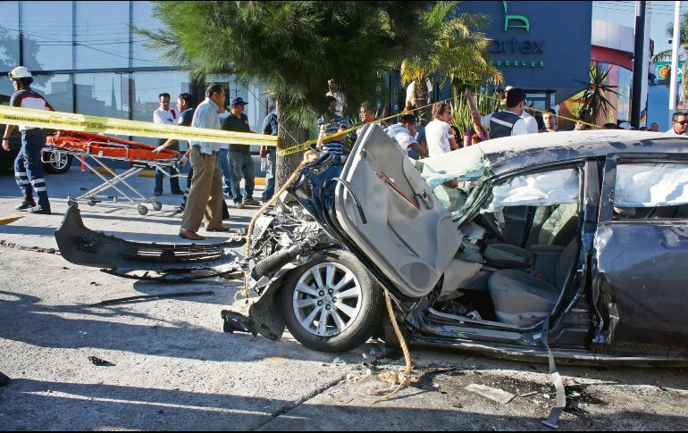 La legislación estatal obliga a los dueños de vehículos a contar con un seguro de daños a terceros. EL INFORMADOR