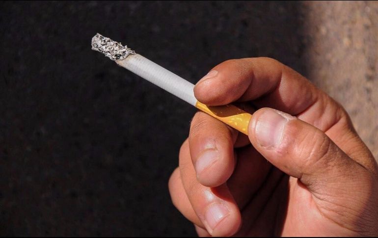 Fumar y beber alcohol son factores clave en el incremento del riesgo de desarrollar cáncer de esófago, según publica la revista Nature. NTX / ARCHIVO