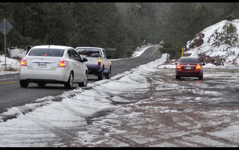 Una carretera en el municipio de Guanaceví, en el estado de Durango.