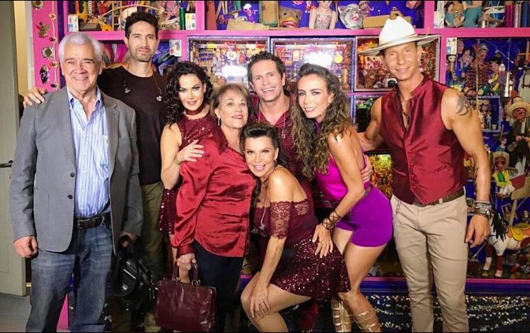 La agrupación Timbiriche dio el pésame a su compañero Diego a través de las redes sociales. TWITTER / @Timbiriche_35