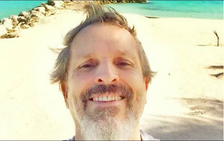 Surgieron rumores en torno a un video que publicó Bosé en el que aparecía con la cara pálida y una voz grave. INSTAGRAM / miguelbose