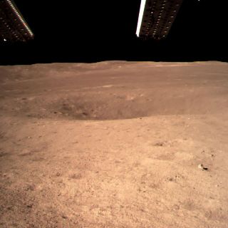 China posa una nave en el lado oscuro de la Luna