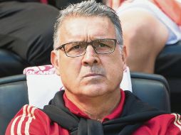 Todo apunta a que el estratega argentino tomará las riendas del seleccionado mexicano. AP / ARCHIVO