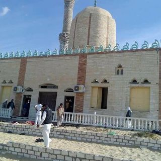 Un policía muere tras explosión en una iglesia en El Cairo