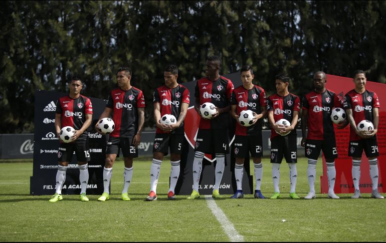 Atlas viajó a Querétaro para su compromiso de hoy con cinco de sus ochos refuerzos. EL INFORMADOR/F. Atilano