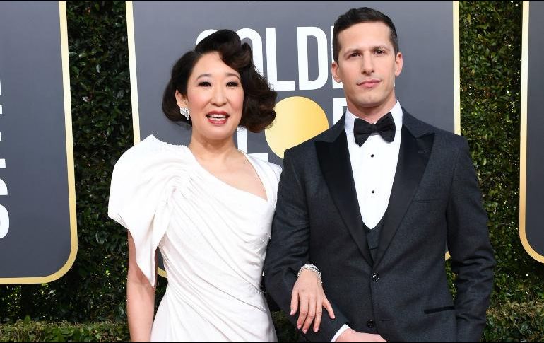 Entre los primeros en llegar fueron los anfitriones del show, Andy Samberg y Sandra Oh. AFP / V. Macon
