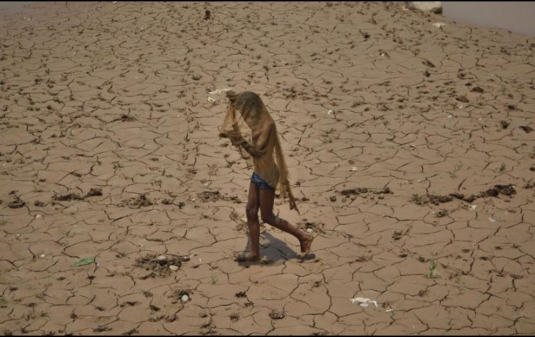 Los expertos venían advirtiendo que las emisiones de CO2, una de las claves del efecto invernadero y el calentamiento global, han seguido aumentando. AP / ARCHIVO