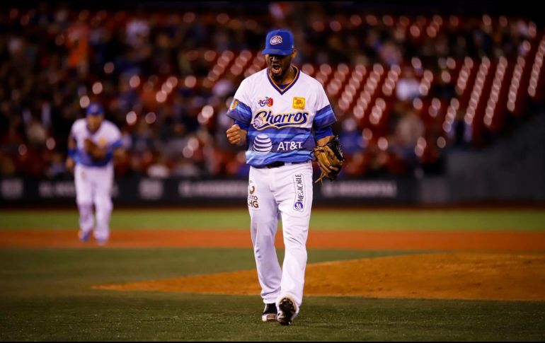 Leyva abriría mañana contra Tomateros en el sexto juego de repesca de la postemporada. TWITTER/@elianleyva1989