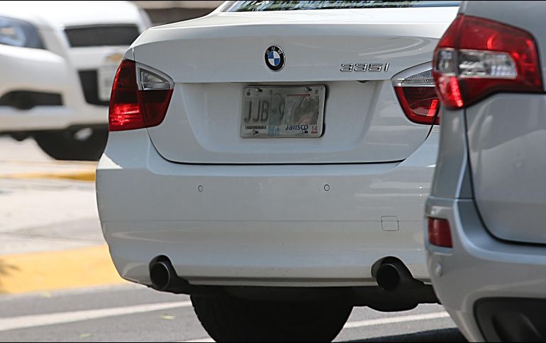 Burócrata de la extinta Secretaría de Movilidad recomendó a Jaime Martínez, afectado por clonación de placas, pagar las multas para 