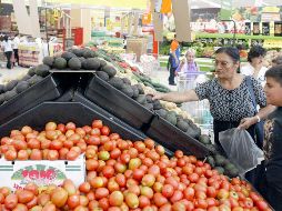 Bodega Aurrera, Súper Che, Supercito y Mercado Soriana serían cadenas beneficiadas. EL INFORMADOR/Archivo