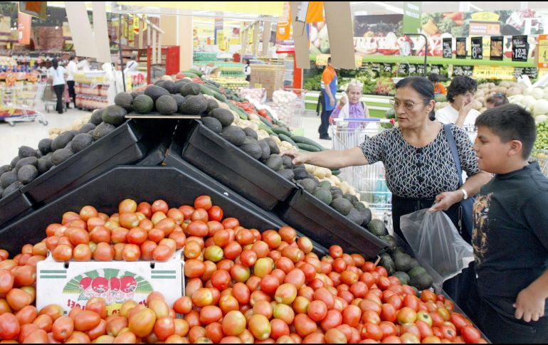 Bodega Aurrera, Súper Che, Supercito y Mercado Soriana serían cadenas beneficiadas. EL INFORMADOR/Archivo