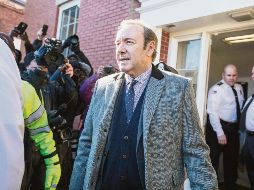 El actor, a su llegada al juzgado, convocó a una gran cantidad de medios de comunicación. AFP