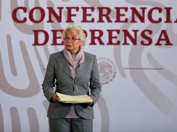 La ministra de Gobernación, Olga Sánchez Cordero, asiste a una conferencia hoy en el Palacio Nacional. EFE/S. Gutiérrez