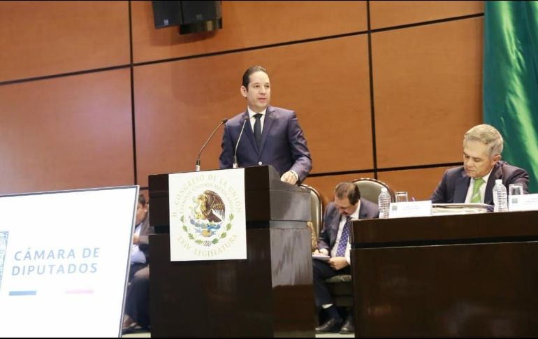 El gobernador de Querétaro señaló que es a los estados a quienes corresponde la competencia originaria de mantener la paz y el orden público. TWITTER / @PanchDominguez