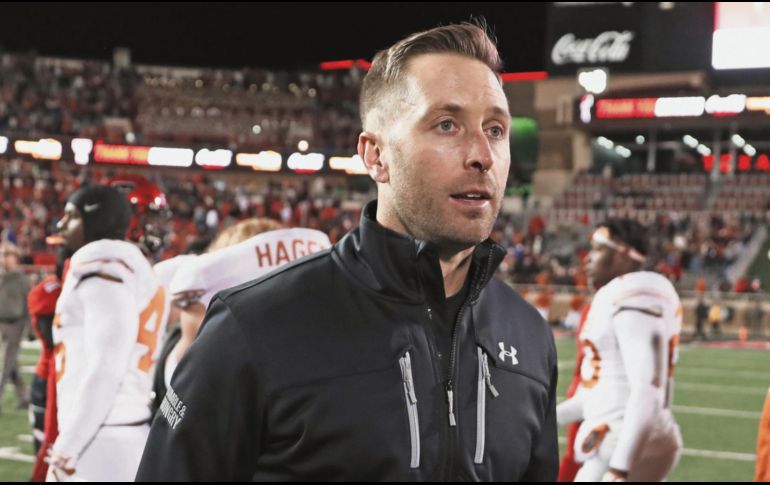 Kliff Kingsbury tendrá su primera experiencia como entrenador en la NFL. AP / B. Tollefson