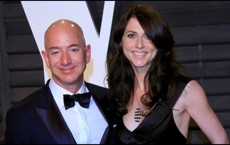 ''Seguimos siendo una familia, seguimos siendo buenos amigos'', concluyen, tras explicar que durante sus 25 años de matrimonio estuvieron ''asociados en empresas y proyectos''. EFE / ARCHIVO