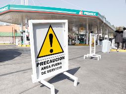 La falta de gasolina en las estaciones de servicio también ocasiona pérdidas para éstas de aproximadamente 140 mil pesos al día por unidad. SUN / A. Salinas