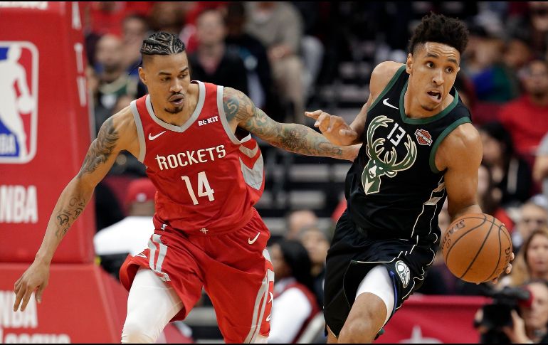 Los Bucks trabajaron en conjunto para evitar caer ante James Harden y compañía. AP
