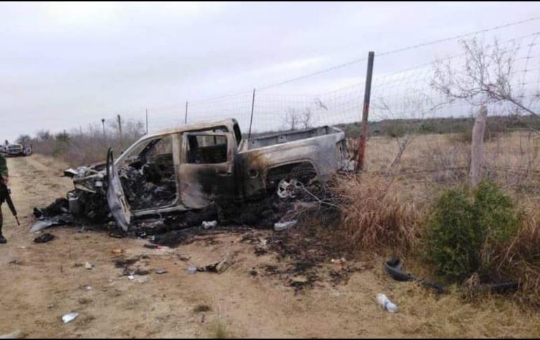Algunos de los muertos vestían ropa de camuflaje tipo militar con chalecos antibalas y equipo táctico. FACEBOOK / Tamaulipas Código Rojo