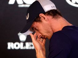 Murray se presentó el viernes en conferencia de prensa en Melbourne Park y tuvo que salir brevemente de la sala para recuperar sus emociones frente a la prensa. AP / M. Baker
