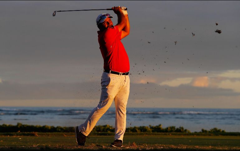 Después de los primeros 18 hoyos, el tricolor José de Jesús Rodríguez se ubica en el séptimo puesto. AFP/K. Cox