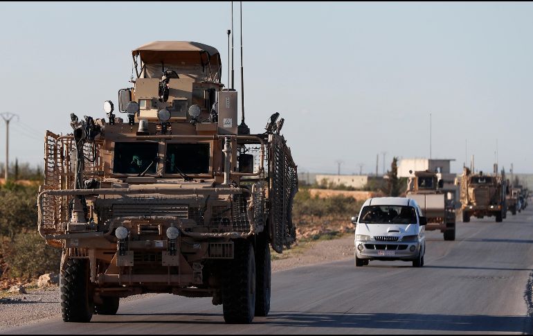 El Observatorio Sirio de Derechos Humanos informó que fuerzas estadounidenses se retiraron el jueves por la noche de la base militar de Rmeilan, en la provincia de Hasaka. AP/H. Malla