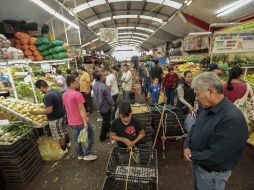 Los comerciantes advirtieron que de seguir el desabasto, podrían verse seriamente afectados a partir del domingo 13 de enero. EL INFORMADOR / ARCHIVO