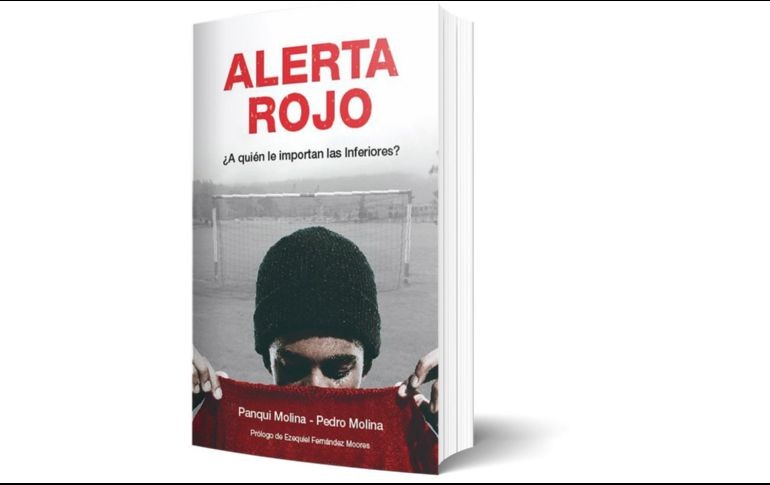 Abusos, robos, adicciones, pobreza, hambre y hacinamiento son algunas de las cosas que sufrieron en los últimos 20 años quienes vivieron en la pensión del equipo, según relata el libro. ESPECIAL / libroalertarojo.com.ar