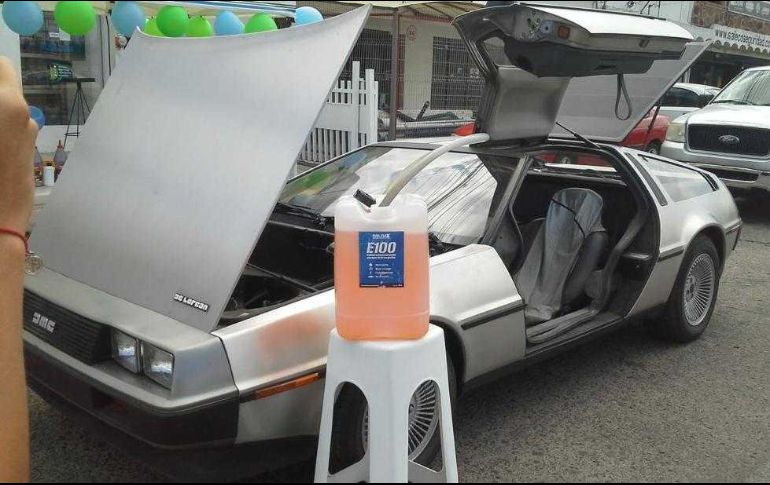 Aunque es una alternativa a la escasez de combustible, los aditivos de etanol no funcionan solos y necesitan una parte de gasolina para su corecta carburación. EL INFORMADOR/E. Barrera