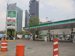 El desabasto ha alcanzado ya 55 de los 84 municipios de Hidalgo incluso la zona de Tula, que había trabajado de manera normal. EFE / ARCHIVO